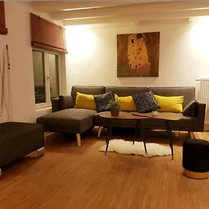 Beautiful Duplex In The Center Of , Bruxelles Belgio
