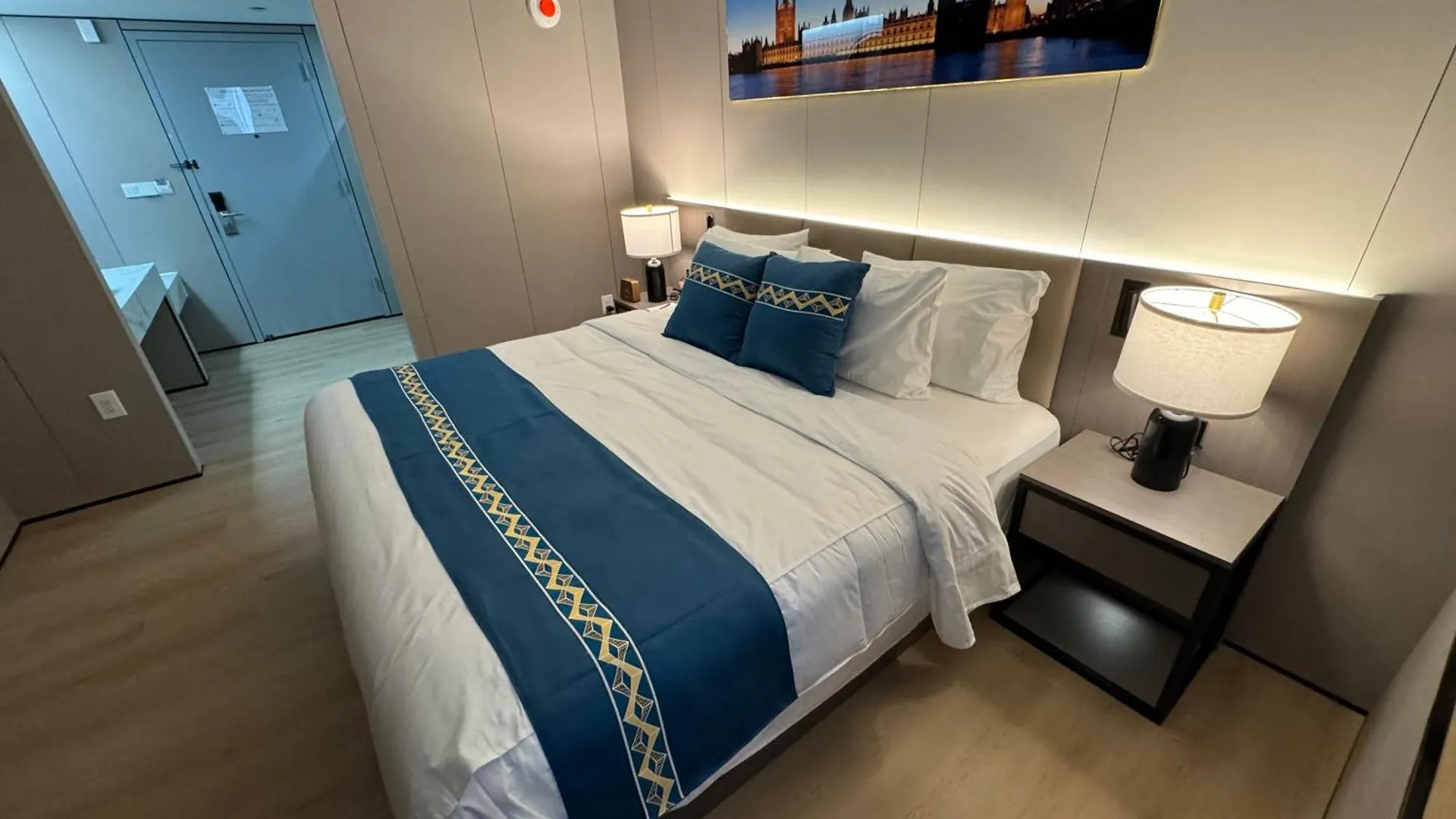 **  Ly New York Hotel United States
