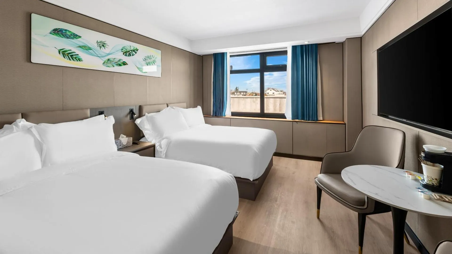 Ly New York Hotel